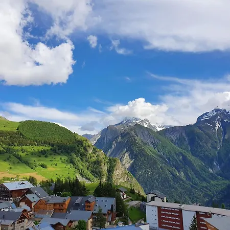 Family In Northern Alps Les Deux Alpes